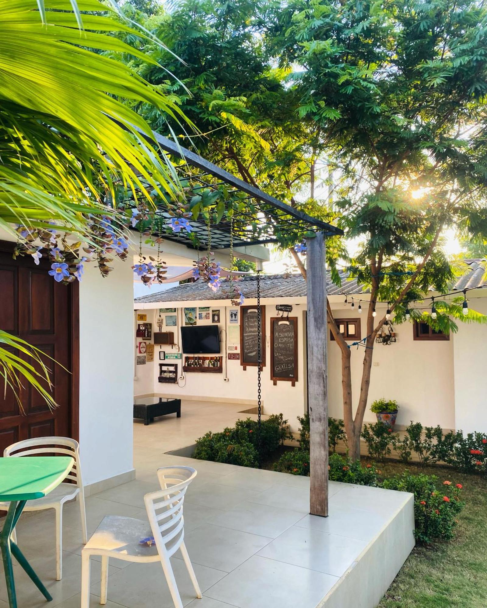 לינה וארוחת בוקר מנאגווה Casa San Juan מראה חיצוני תמונה
